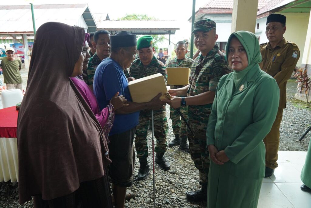 Danrem 012/TU Luncurkan Bazar Murah Bagi Masyarakat Aceh Barat