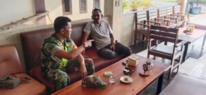 Sambil Menyeruput Secangkir Kopi, Koptu Jumadi Gelar Komsos Bahas Peredaran Narkoba di Desa Alue Muling