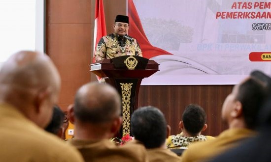 Penjabat Gubernur Aceh, Dr. H. Safrizal ZA, M.Si menekankan pentingnya transparansi dan akuntabilitas dalam pengelolaan keuangan daerah