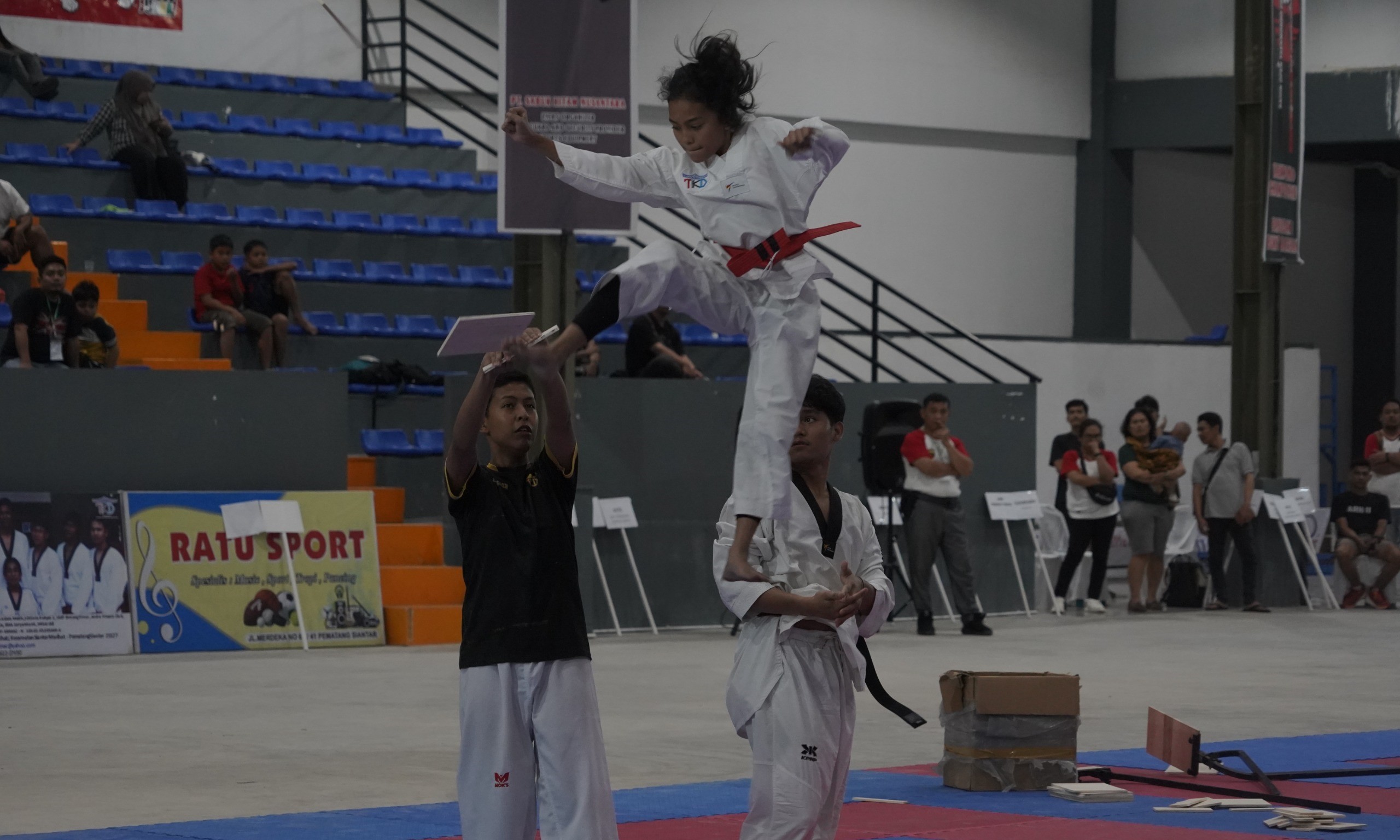 Danrem 022/PT, Kolonel Inf Tagor Rio Pasaribu mewakili Pangdam I/BB membuka Kejuaraan Taekwondo Sabuk Hitam Nusantara Piala Pangdam I/BB