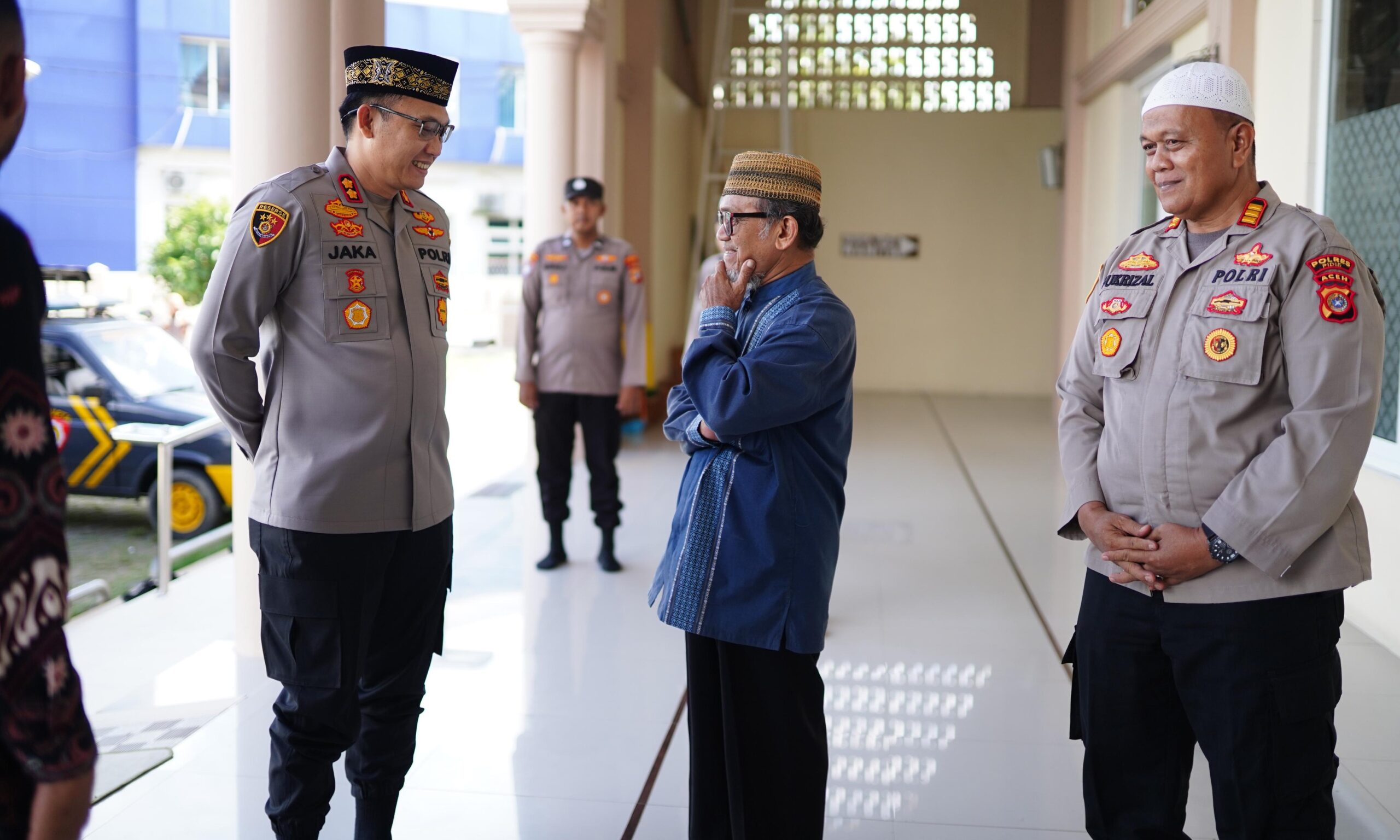 Kapolres Pidie AKBP Jaka Mulyana SIK, MIK, temui Ketua Muhammadiyah Kabupaten Pidie Tgk Zulkifli Yusuf, SH di Kantor Sekretariat Muhammadiyah