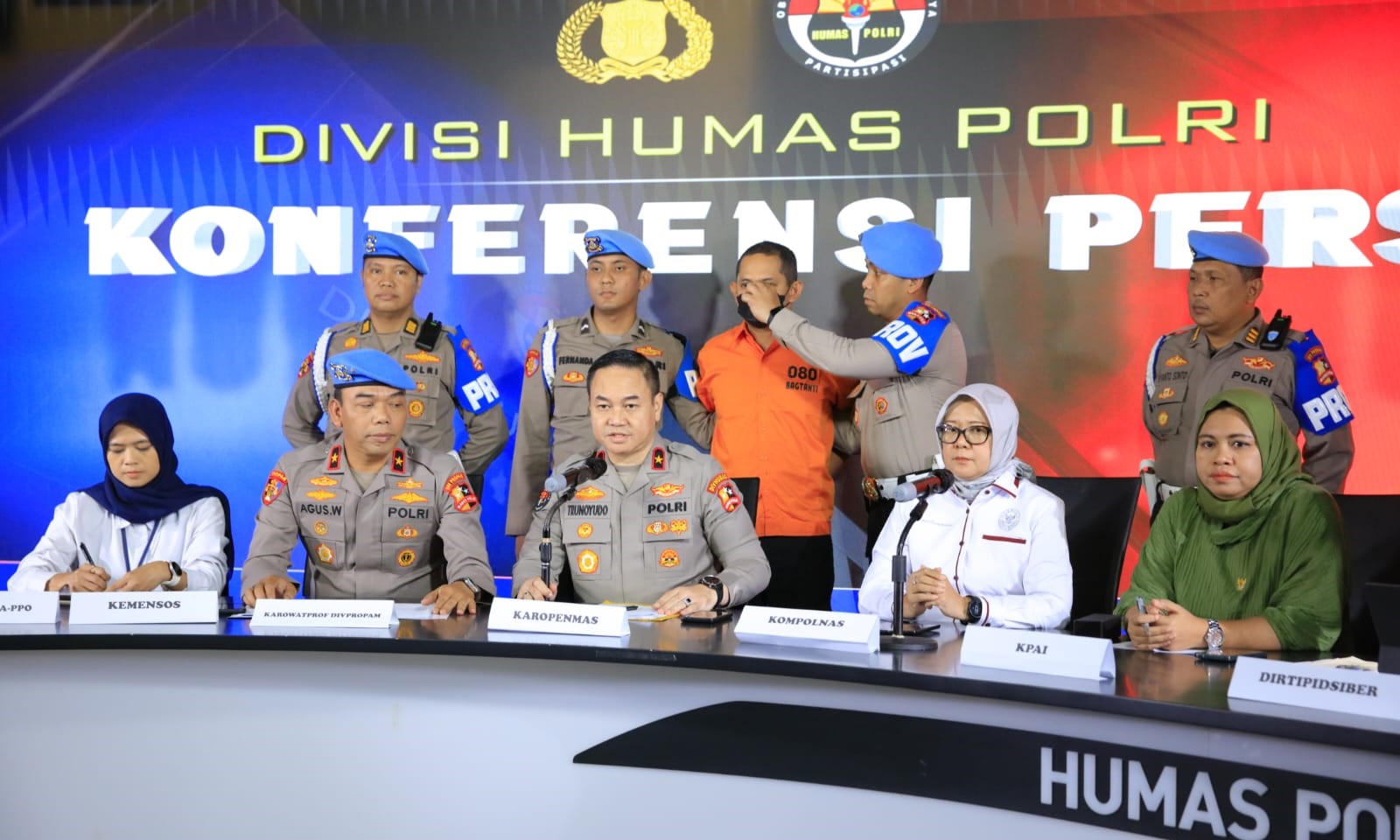 Polri secara resmi menetapkan FWLS, eks Kapolres Ngada, sebagai tersangka dalam kasus kekerasan seksual terhadap anak di bawah umur