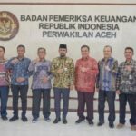 Bupati Aceh Timur Iskandar Usman Al-Farlaky menyerahkan LKPD Unaudited Tahun Anggaran 2024 kepada BPK RI Perwakilan Provinsi Aceh