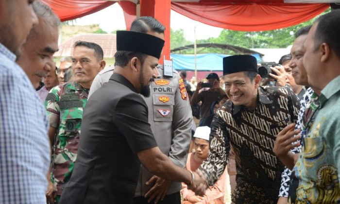 Bupati Aceh Timur Iskandar Usman Al-Farlaky meresmikan operasional PT.Aceh Timur Kawai Energi yang beroperasi di sumur minyak Ranto Peureulak