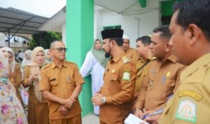 Bupati Aceh Timur, Iskandar Usman Al-Farlaky, S.H.I., M.Si., kembali melakukan inspeksi mendadak (sidak) ke Puskesmas Pante Bidari