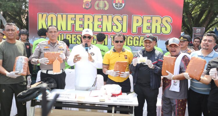 Kapolres Aceh Tenggara, AKBP Yulhendri, menegaskan komitmennya dalam pemberantasan kasus narkoba, baik jenis sabu maupun ganja