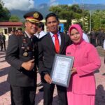 Suasana khidmat menyelimuti halaman Mapolres Gayo Lues saat Kapolres AKBP Hyrowo, memimpin langsung upacara peringatan Hari Lahir Pancasila