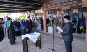 Bupati Aceh Besar Muharram Idris melantik dr. Bunaiya Putra MKM sebagai Direktur Rumah Sakit Umum Daerah (RSUD) Aceh Besar
