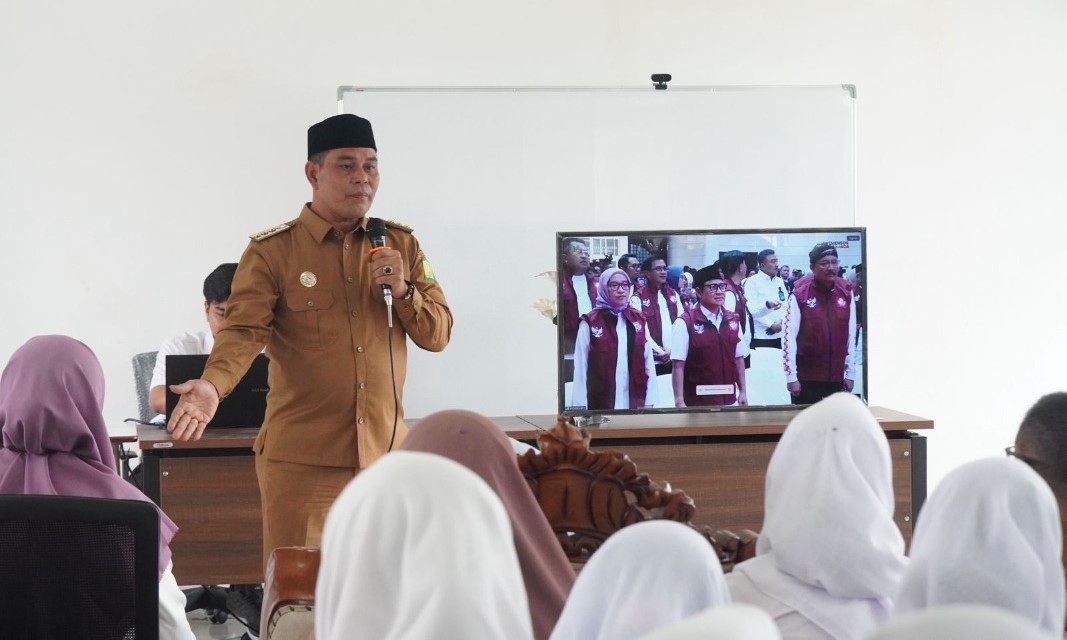 Bupati Aceh Besar, H. Muharram Idris atau yang akrab disapa Syeh Muharram, menghadiri Pembukaan Masa Pengenalan Lingkungan Sekolah Rakyat