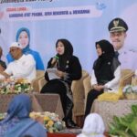 Dalam rangka memperingati HAN ke-41 tahun 2025, Bunda PAUD Aceh Besar Hj. Rita Mayasari membuka secara resmi kegiatan lomba anak-anak PAUD